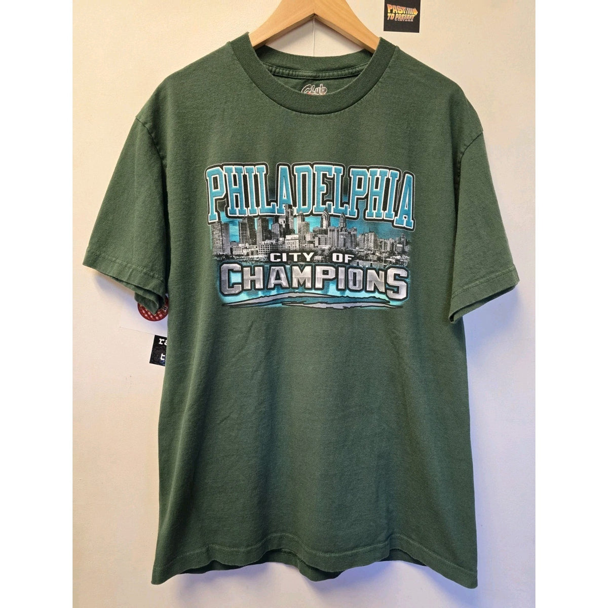 Philadelphia Eagles City Of Champions T Shirt L Club Red Apparel