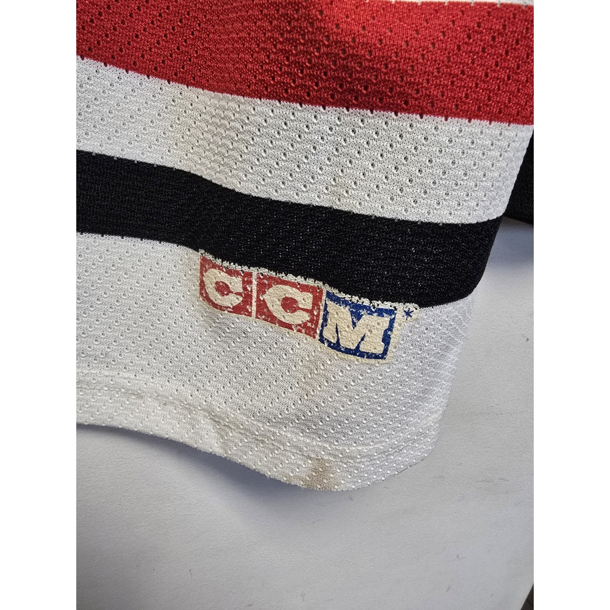 Vtg 80s/90s Chicago Blackhawks Jersey S NHL Hockey Air Maska Knit CCM