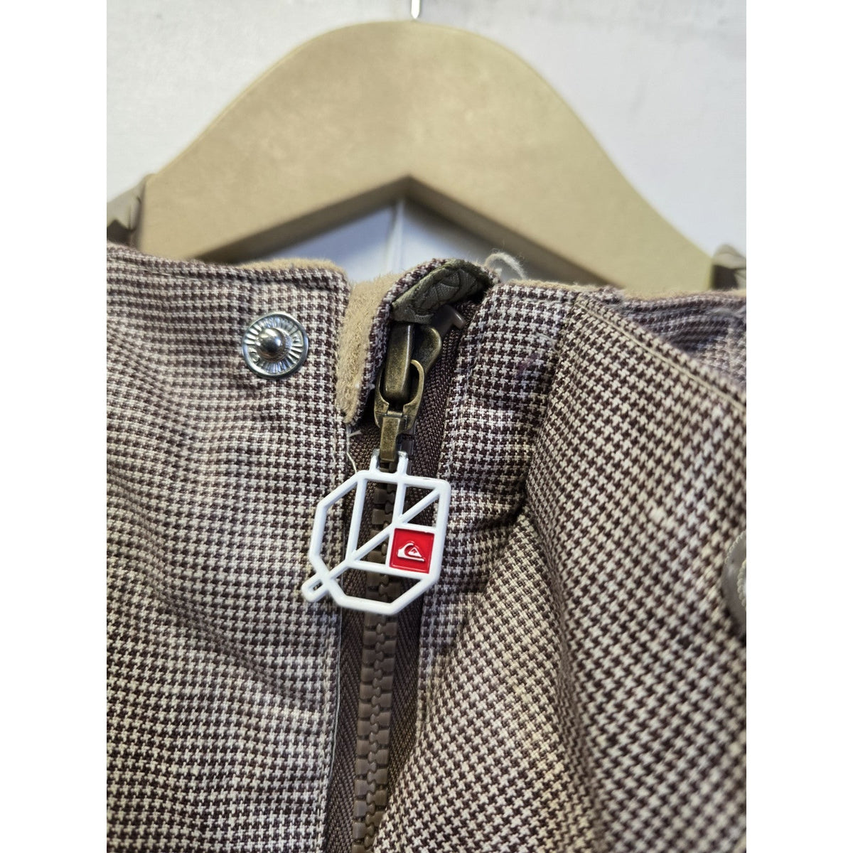 Quiksilver Full Zip Snowboarding Jacket M Snowboard Outerwear