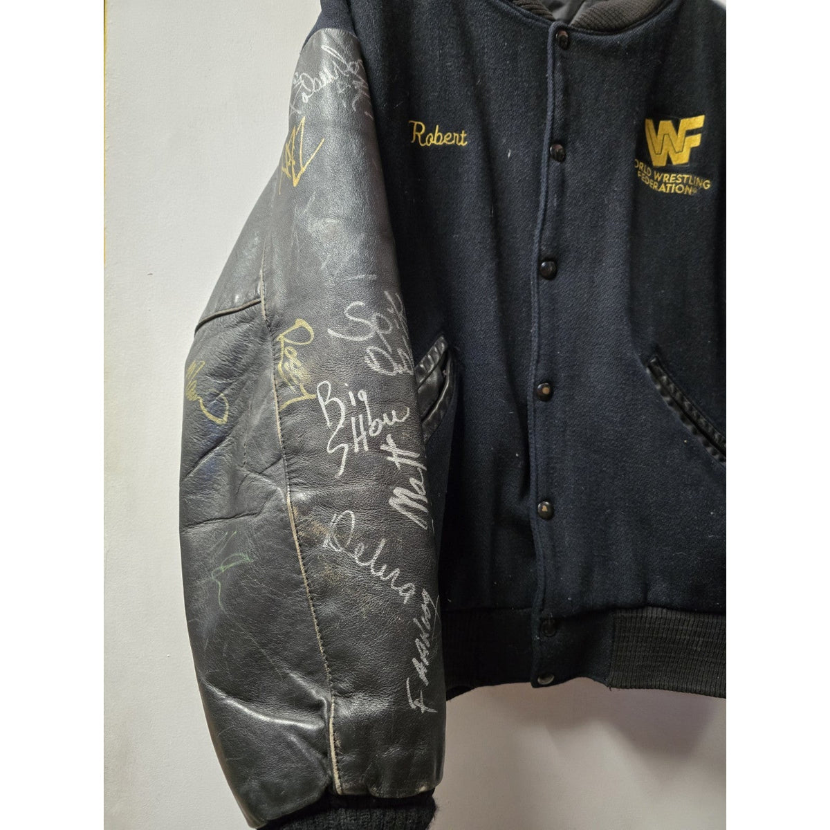Vtg 90s WWF Wrestlemania XII Varsity Jacket L Autographed Hulk Hogan The Rock